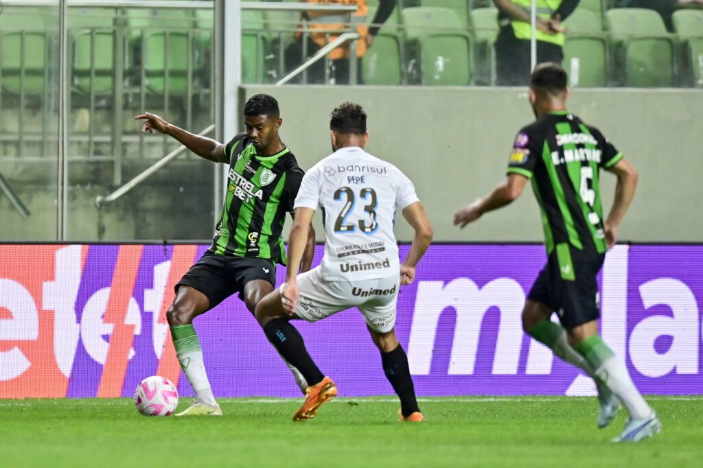 Grêmio vence América-MG