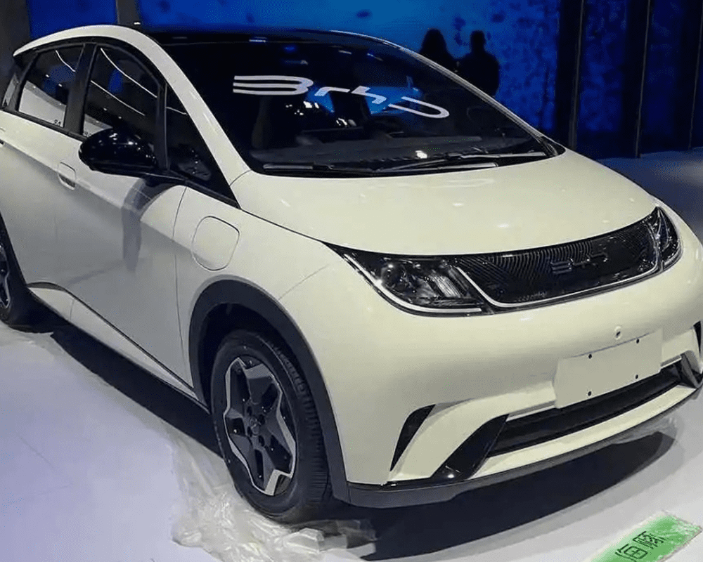 BYD Dolphin é um carro 100% elétrico - Foto: Divulgação